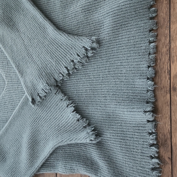 Vivian Teal Blue One Size Flowy Sweater - Picture 2 of 9